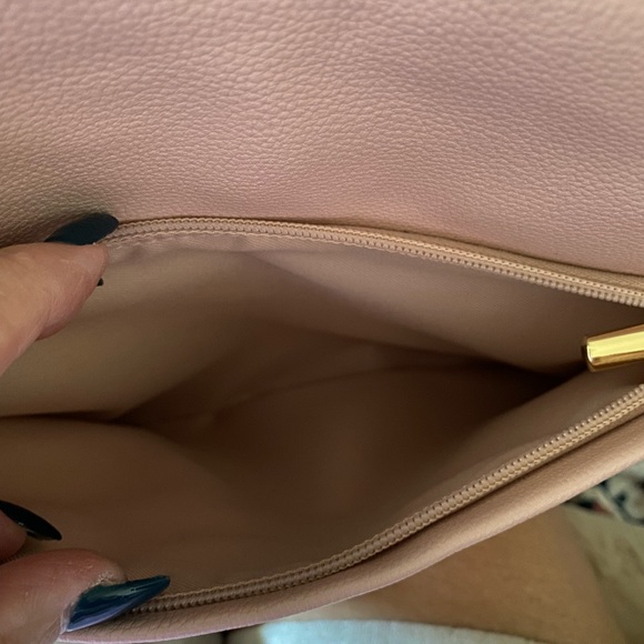 Womens pink leather crossbody bag - Picture 5 of 5